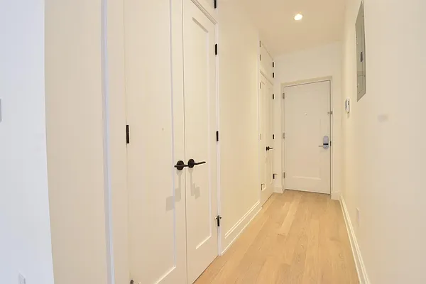 Rented by (Legacy) NY Quality Living Uptown | media 25