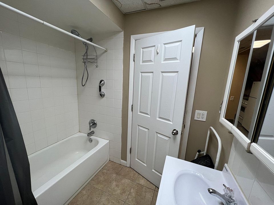 2nd image of 3144 S Harlem Ave #1G