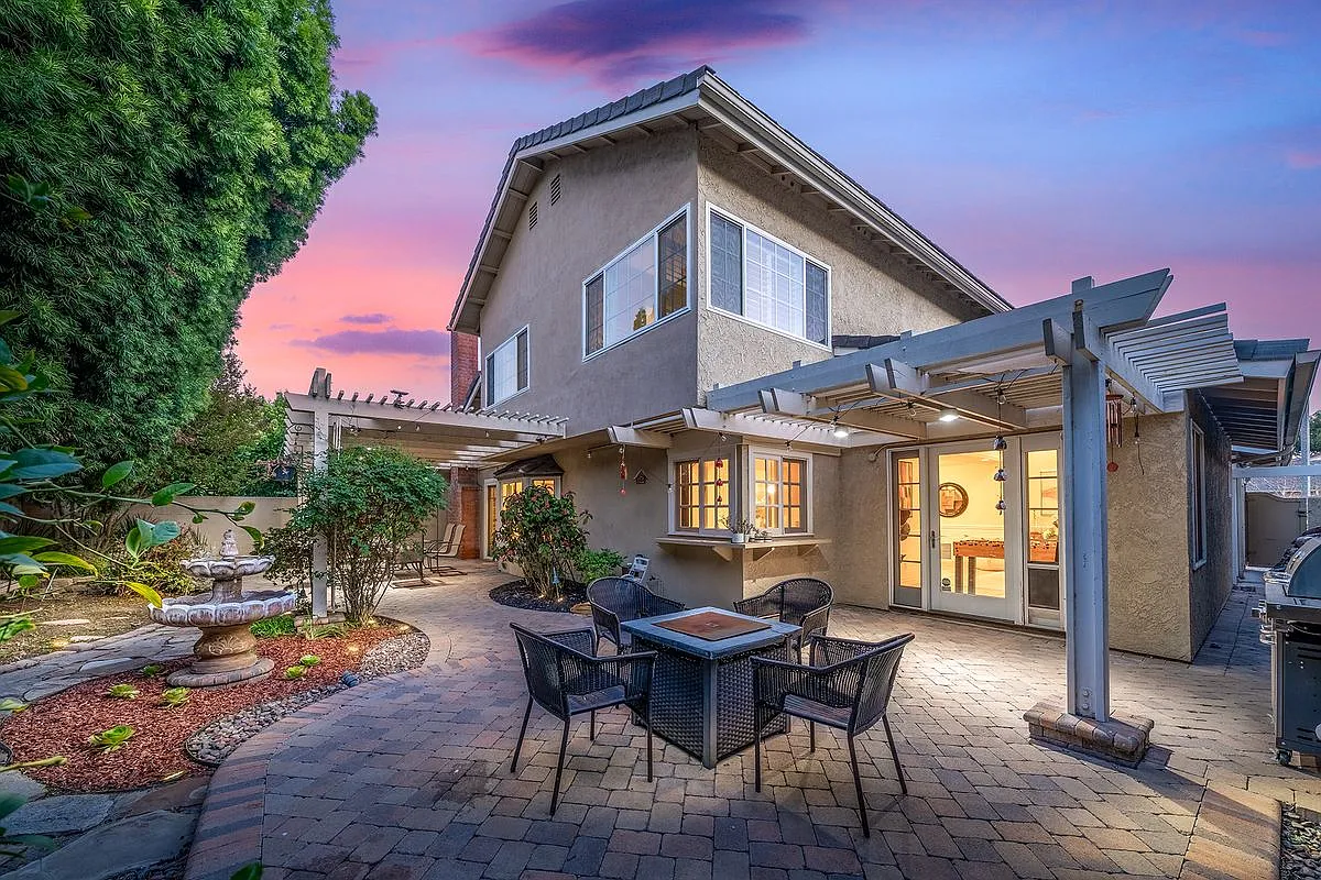 5 bed, 3.0 bath, 2666 sqft, $7,000 — Photo 4