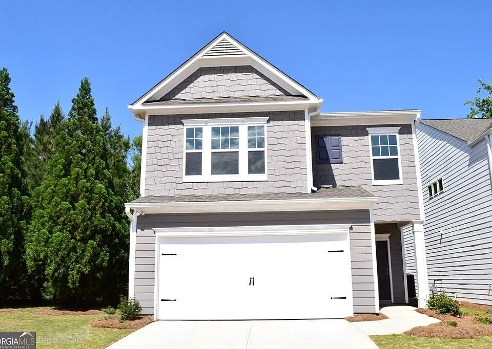 74 Newnan Lakes Dr