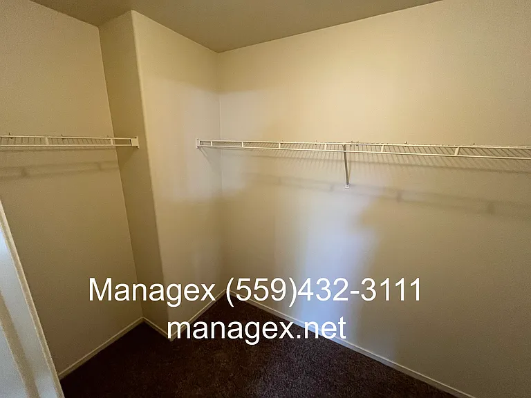 5584 W Chennault Ave — Photo 18