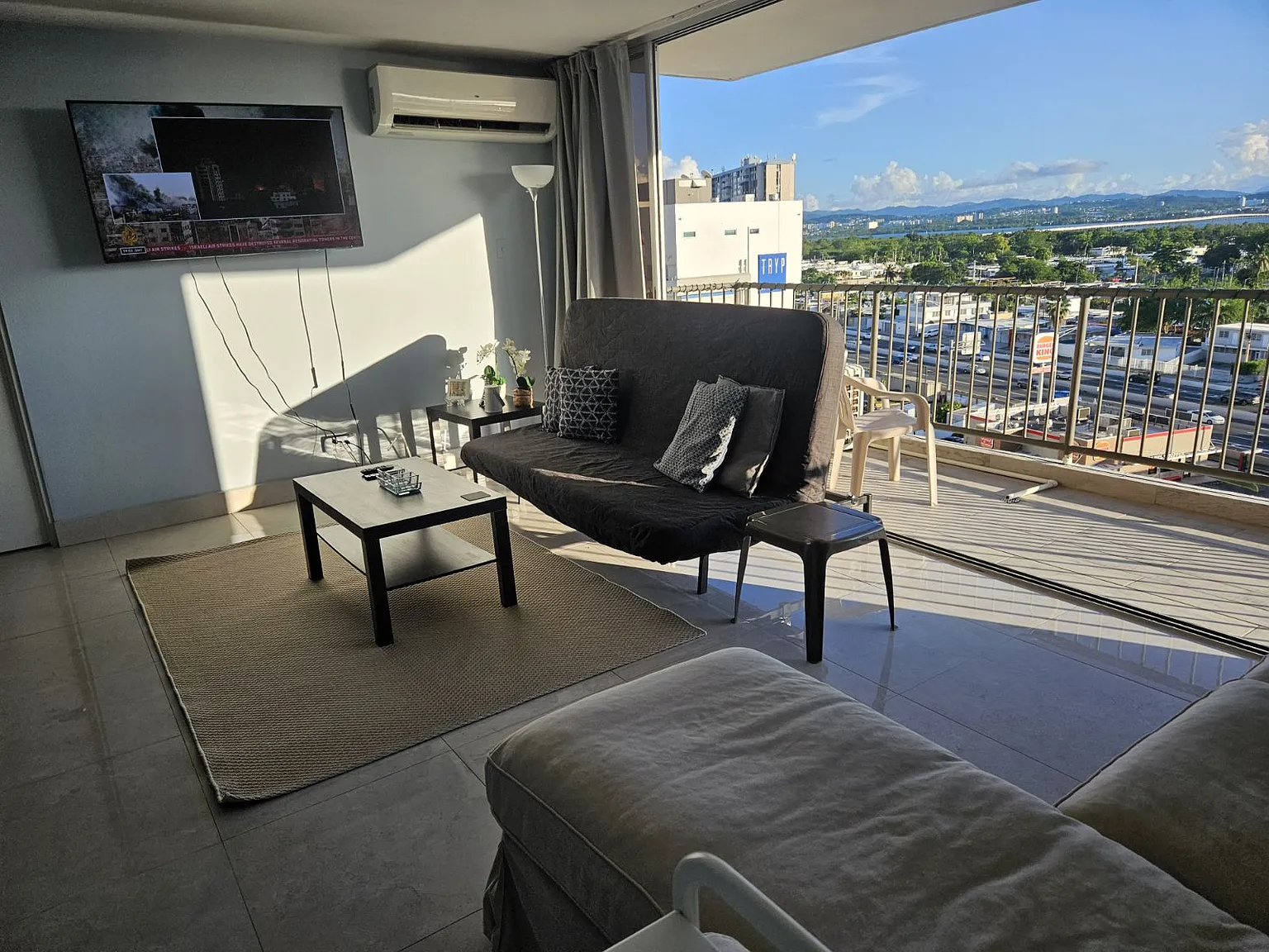 4745 Avenue Isla Verde — Photo 3