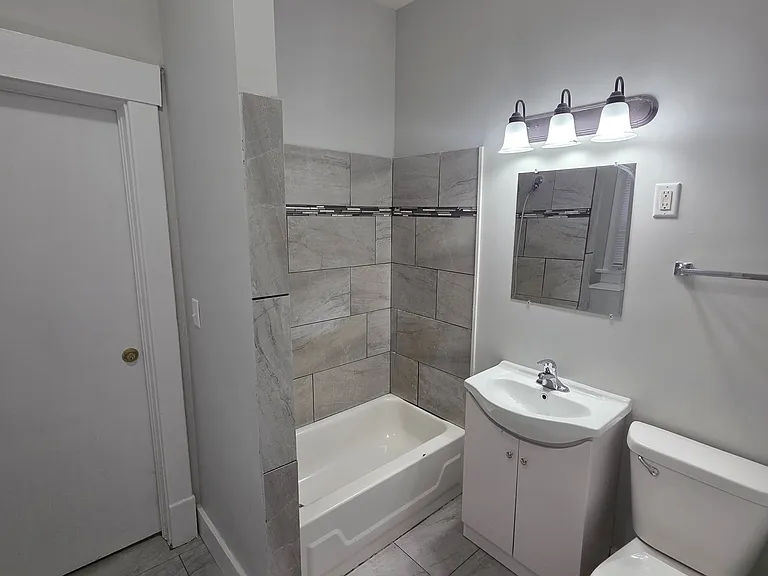 2777 California Ct — Photo 17
