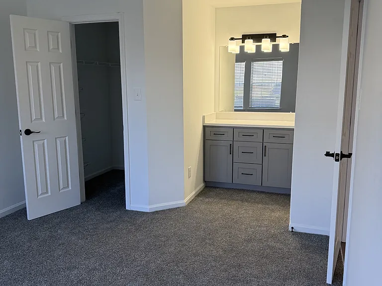 Latitudes Apartments — Photo 36