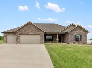 2830 Clear Spring Pl, Jackson, MO 63755