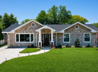 340 N Berrien St, New Buffalo, MI 49117