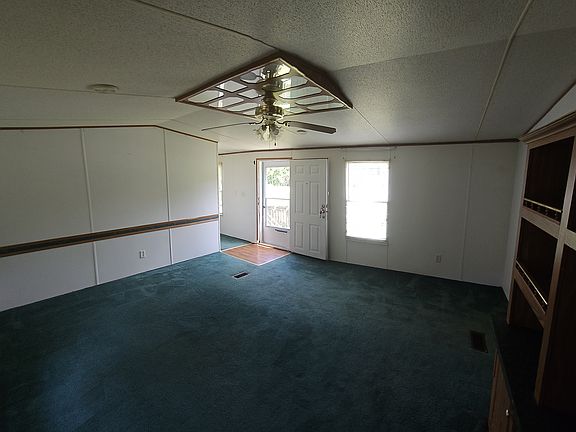 3rd image of 82 E Johnson Ave