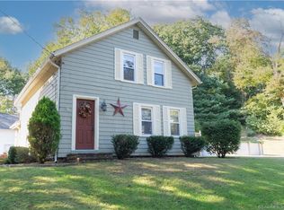 109 Depot Rd, Canterbury, CT 06331