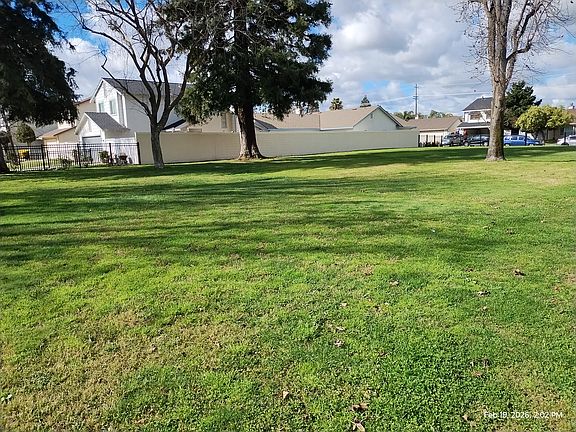 2nd image of 1937 Oostburg Ct