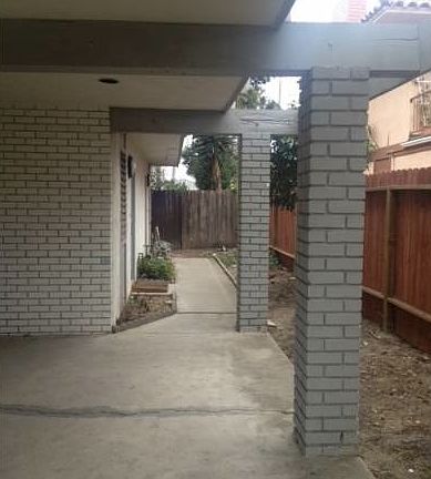4th image of 2505 Bayshore Ave