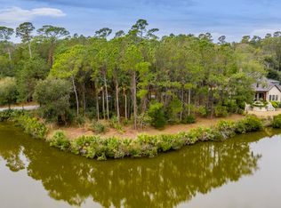 111 Raynor Ln, Kiawah Island, SC 29455
