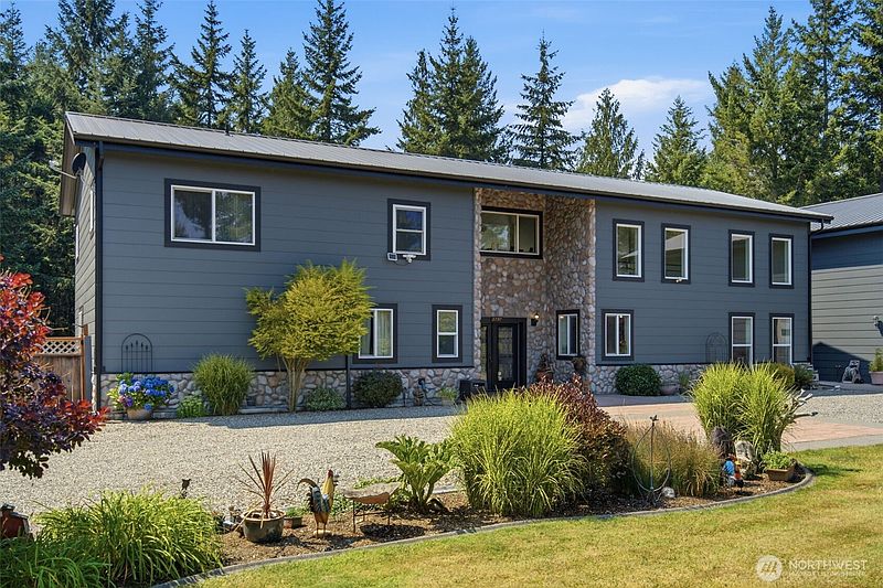 5th image of 2797 Lost Creek Lane NW