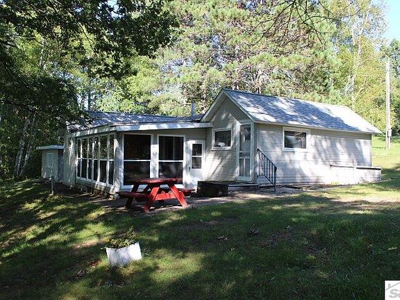 4th image of 63635 Evergreen Ln