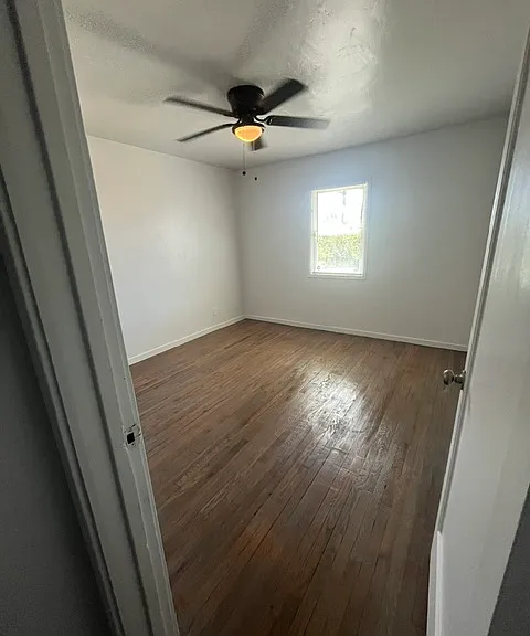 2400 Carlsbad Ave — Photo 17