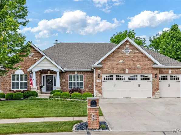 12 Talvista Dr, Saint Charles, MO 63303