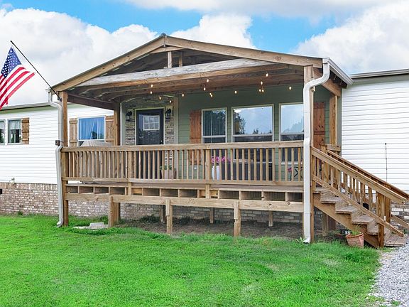 3rd image of 4044 Beaver Creek Dr
