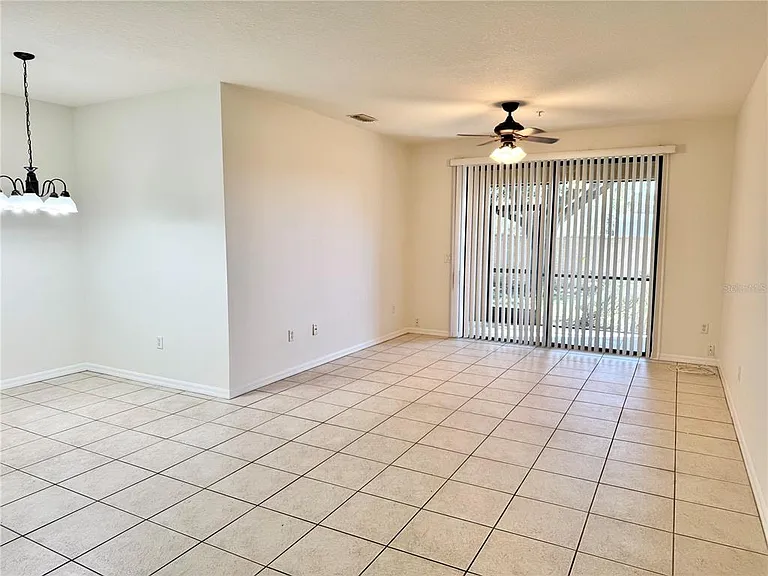 4037 Overture Cir #4037 — Photo 3