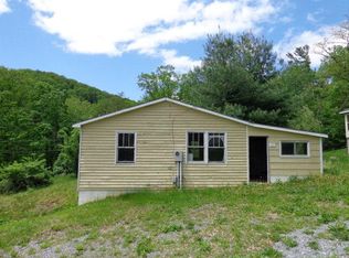 75 Sharp Hill Ln, Hinton, VA 22831