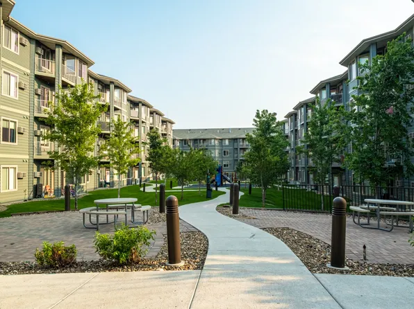 Eagle Crest Apartments