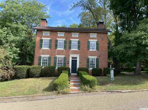 1285 Sidney St, Nauvoo, IL 62354