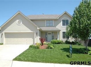 10366 Vernon Ave, Omaha, NE 68122