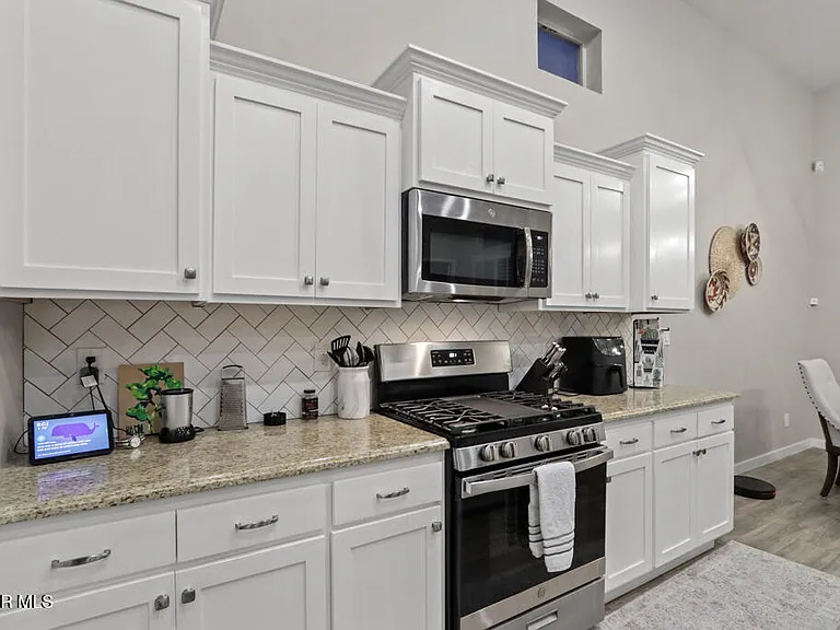 4556 Marisabel Azcarate St — Photo 19