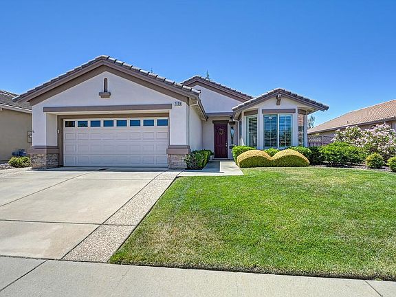 2nd image of 2059 Stonecrest Ln