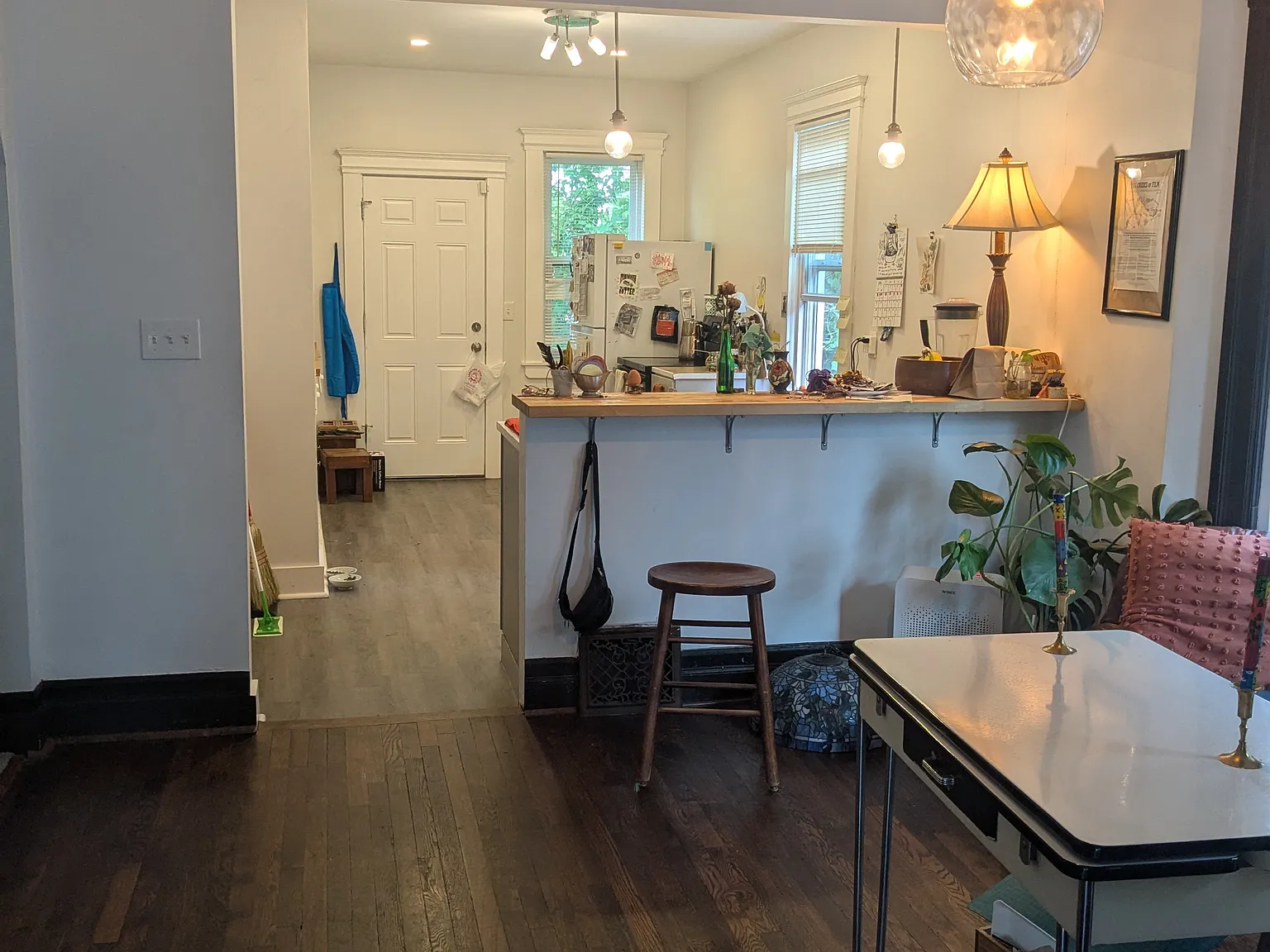 2 bed, 1150 sqft, $1,600 — Photo 4