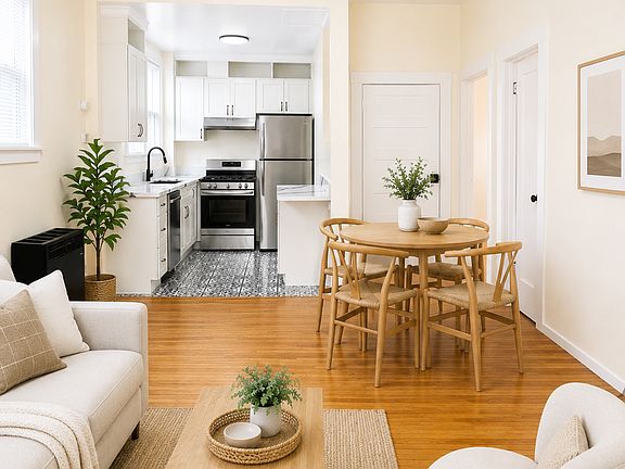 3rd image of 1021 Magnolia St #B