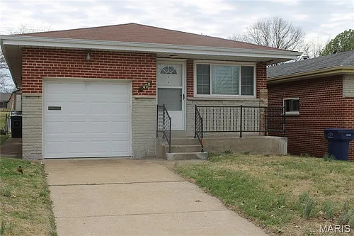 7428 Morganford Rd Photo 1