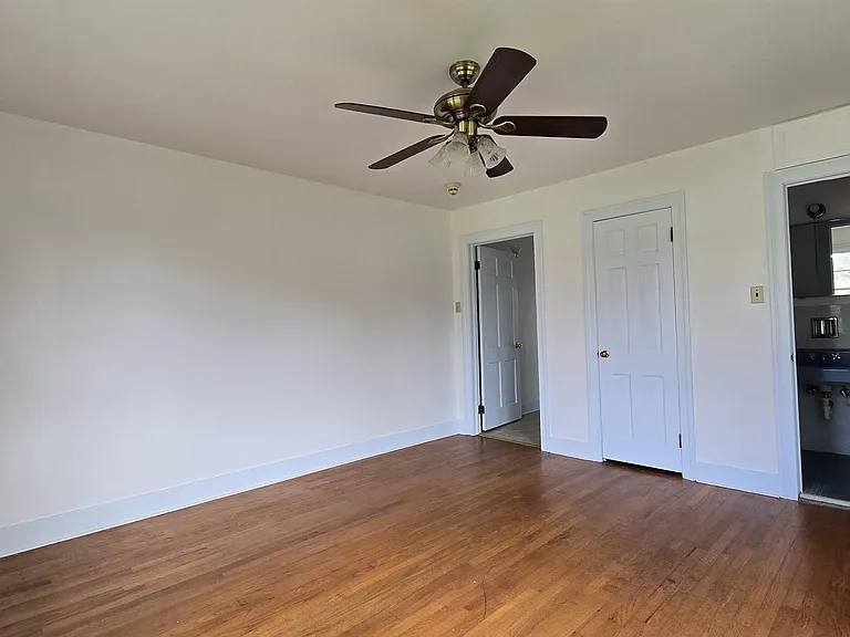 560 Staring Ln — Photo 19