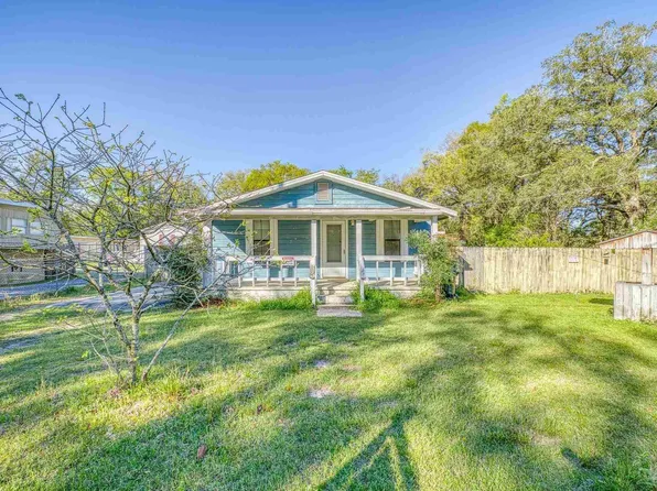 5521 Sun Valley Dr, Pensacola, FL 32505