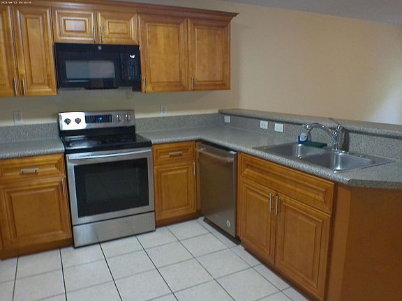 4th image of 6042 Adriatic Way