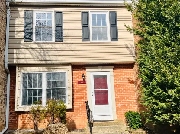 3 Crystal Rock Ct, Germantown, MD 20874