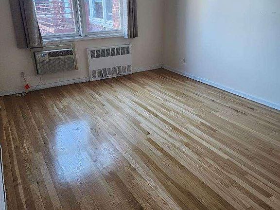 2nd image of 700 Scarsdale Ave #3L