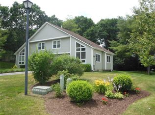 64 Quannacut Rd #B, Westerly, RI 02891