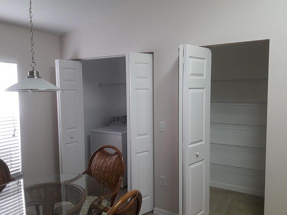 5th image of 108 Fountain Lake Blvd