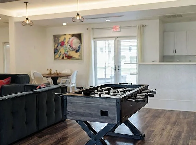 Catalina Luxury Apartments — Photo 6