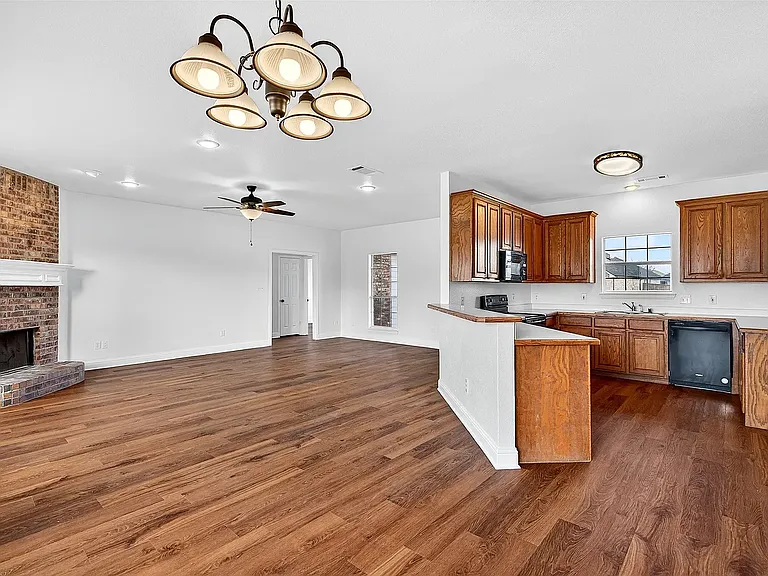 501 Harris St — Photo 19