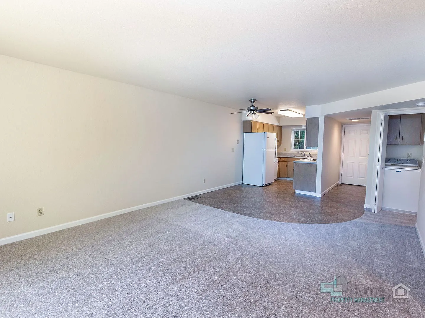 3489-3493 - Der-Chen — Photo 2