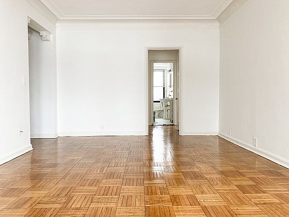 5th image of 8925 E Jefferson Ave #1-10E