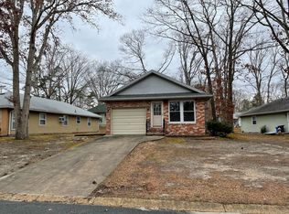 4 Dogwood Rd, Manahawkin, NJ 08050