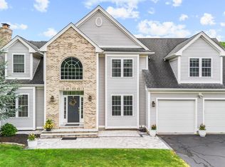 31 Crimson Hts, Portland, CT 06480