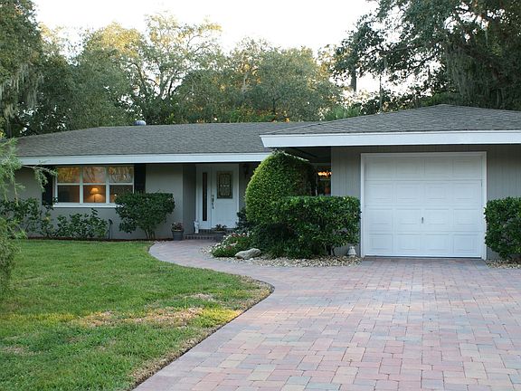 2nd image of 3015 Calcutta Dr