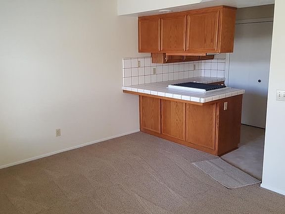 5th image of 4468 Kenneth Ave