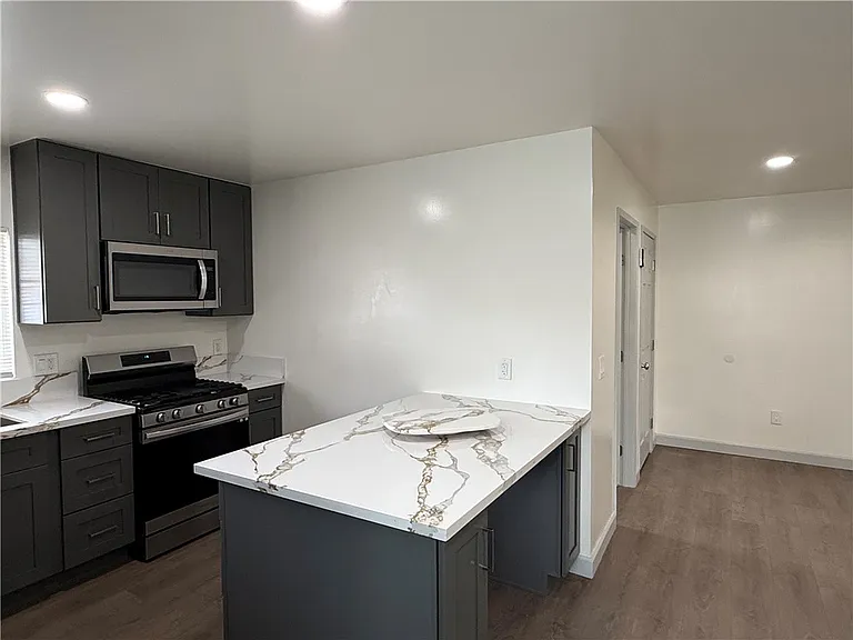 12271 1/2 Gager St — Photo 5