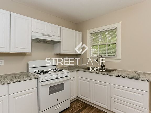 5th image of 10406 Wiggins St
