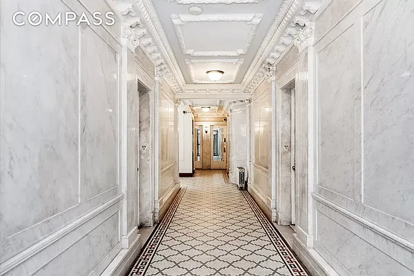 Rented by Compass | media 9