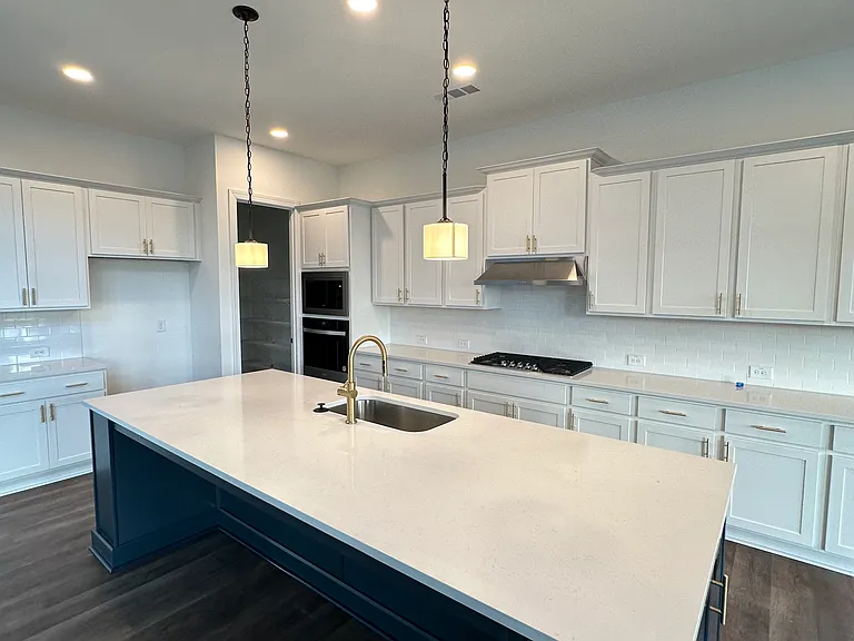 375 Tillman Pass — Photo 9