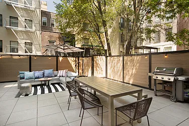 Rented by Safdie Realty Group